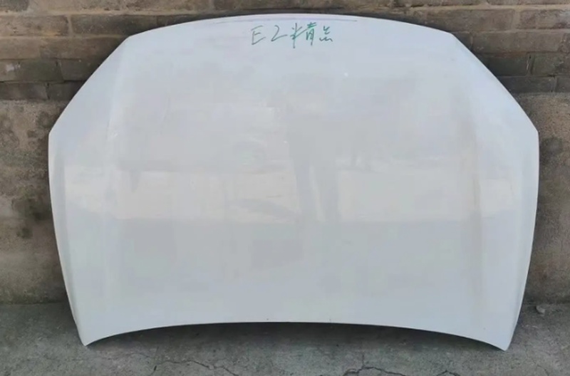 Капот на BYD E2